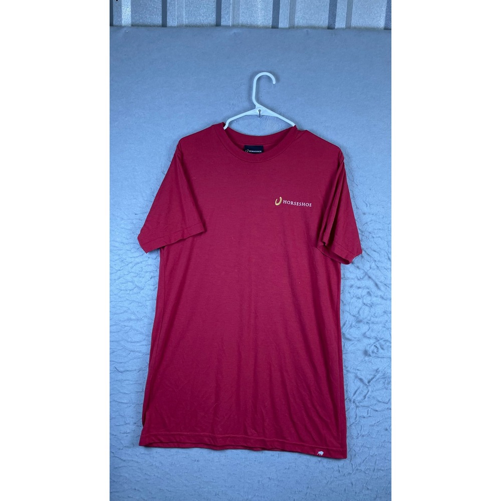 Sportiqe Horseshoe T-Shirt Mens L Red Excellent Short Sleeve Crewneck Graphic